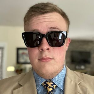 Meet your Posher, Hunter